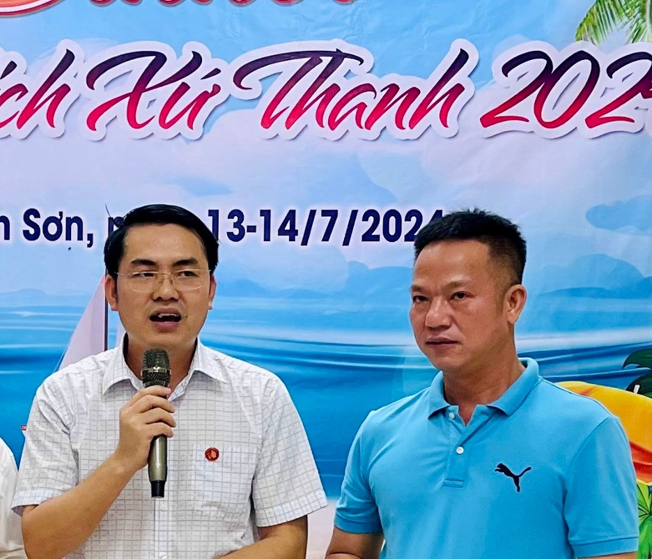 Câu lạc bộ doanh nhân họ Phan miền Bắc và thân hữu tổ chức hành trình về nguồn miền Trung