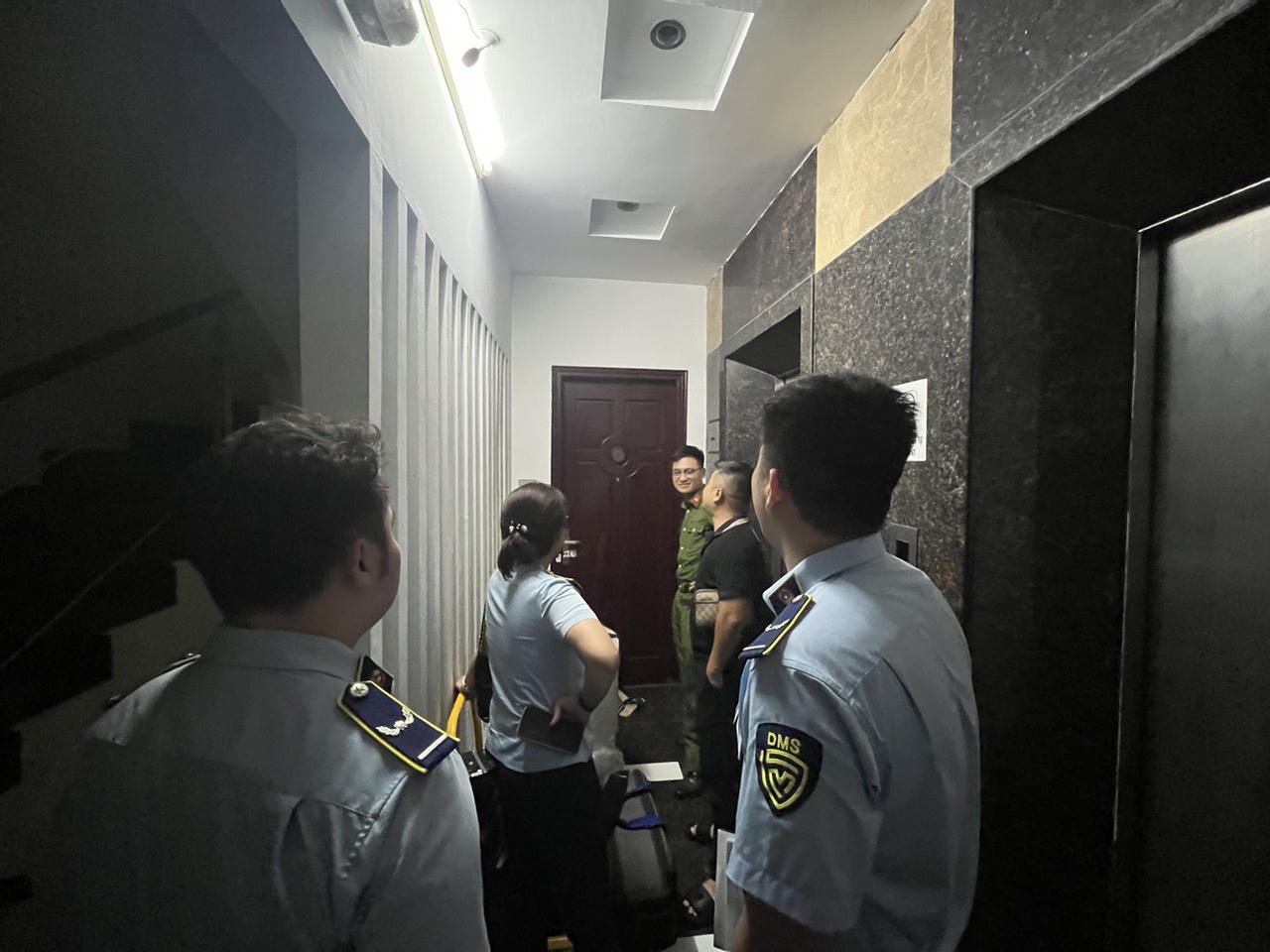 Kiểm tra, phát hiện 'kho' màn hình và camera hành trình ô tô không rõ xuất xứ bán trên Shopee