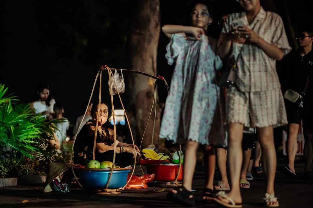 Khi xã hội ít trẻ con, nhiều người già...