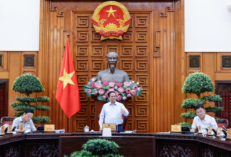 Thủ tướng chủ trì cuộc họp về 3 dự án luật thuế và quản lý vốn