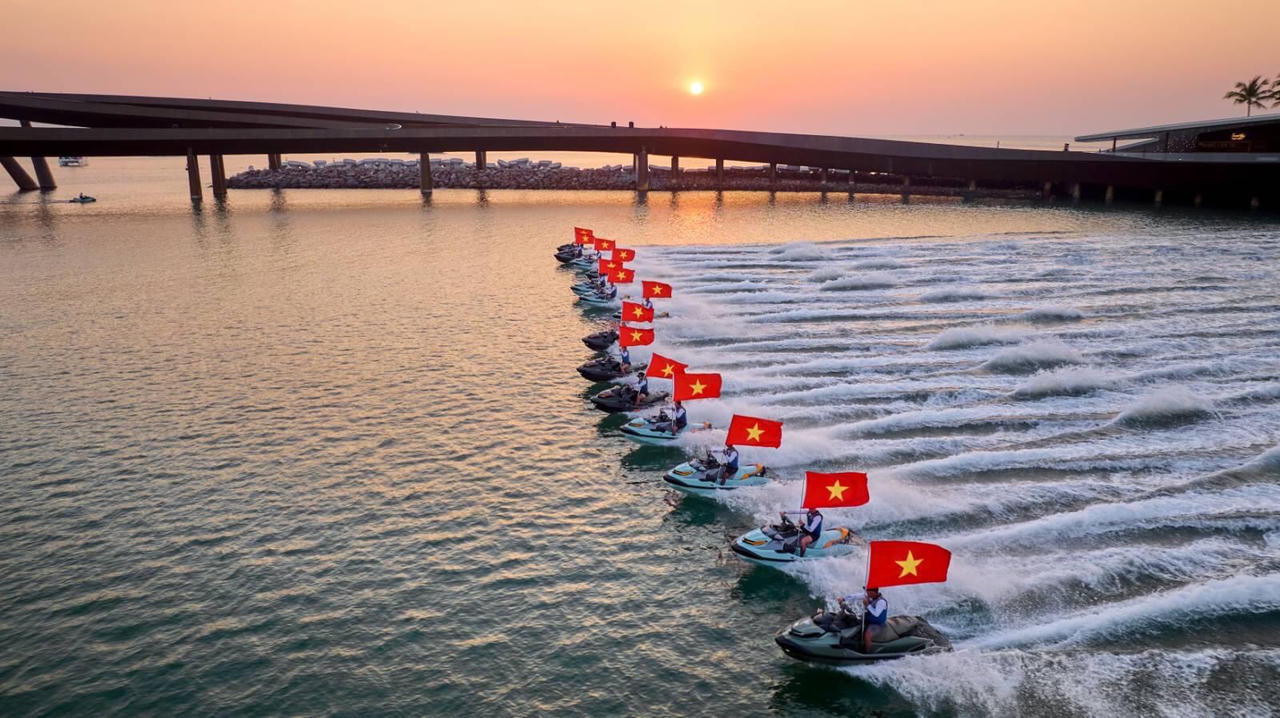 Lan tỏa tình yêu Tổ quốc từ hình ảnh cờ đỏ sao vàng