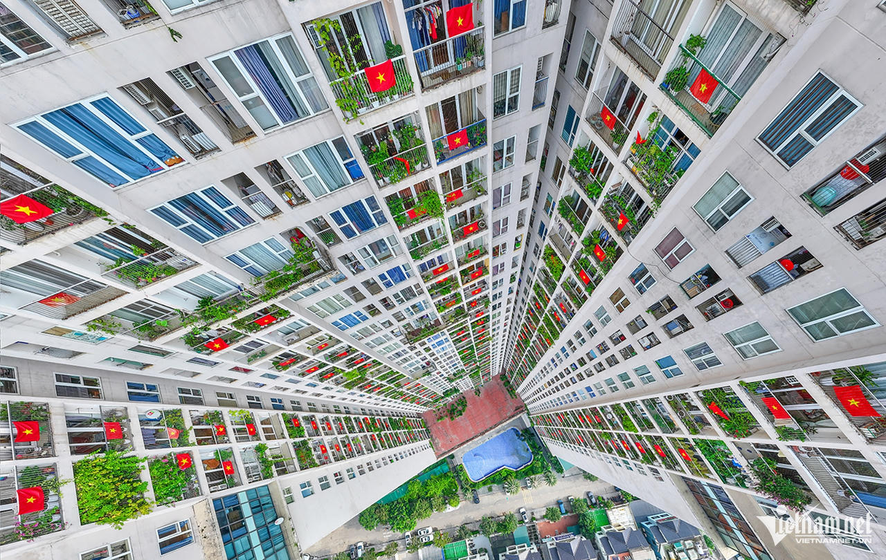 Lan tỏa tình yêu Tổ quốc từ hình ảnh cờ đỏ sao vàng