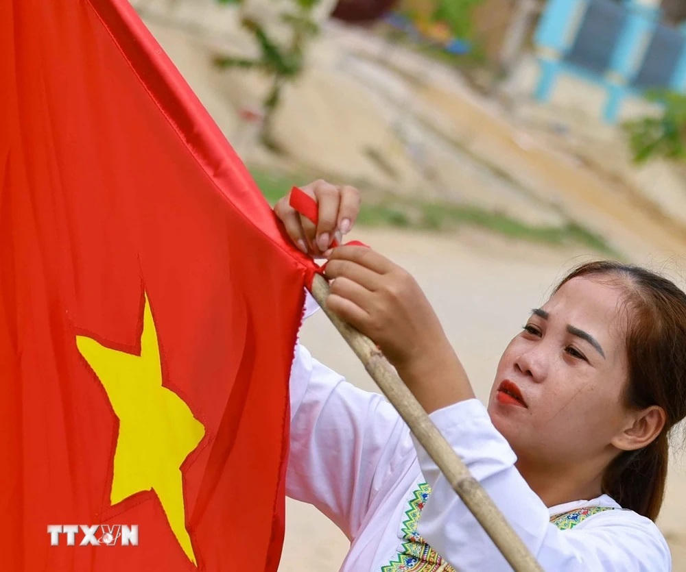 Giáo dục gia đình là điểm khởi đầu của lòng yêu nước