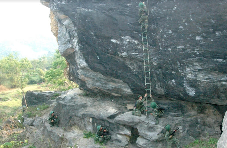 Quân khu 4: Sư đoàn 324 xây dựng đơn vị vững mạnh toàn diện 'mẫu mực, tiêu biểu'