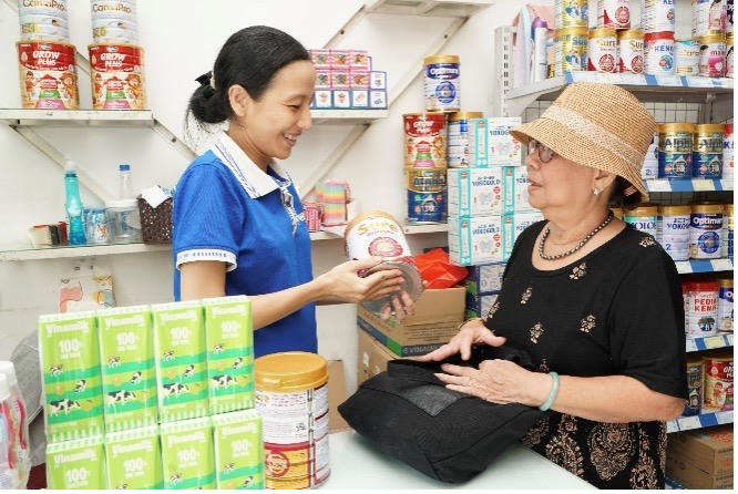 Ấn tượng vì sự đầu tư siêu nhà máy của Vinamilk để làm ra mỗi hộp sữa