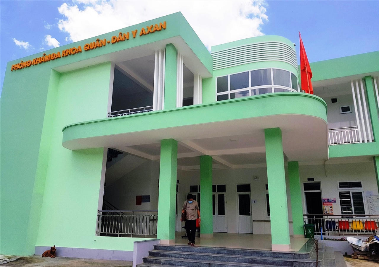 Thiếu tá, bác sĩ Nguyễn Văn Quốc Trí: Lương y của đồng bào vùng biên Quảng Nam