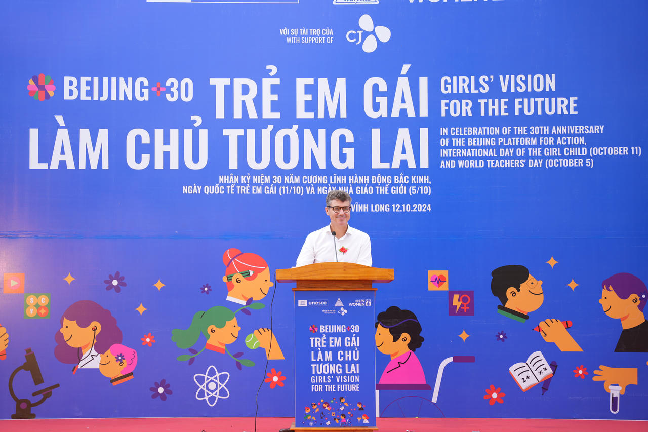 Gần 300 đại biểu tham dự sự kiện “Trẻ em gái làm chủ tương lai”