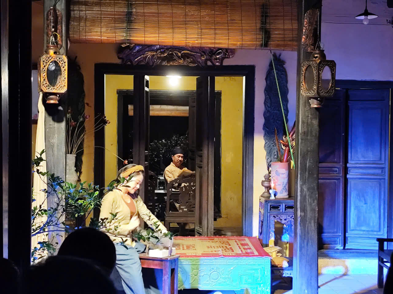 'Tấm vé' về với Hà Nội xưa