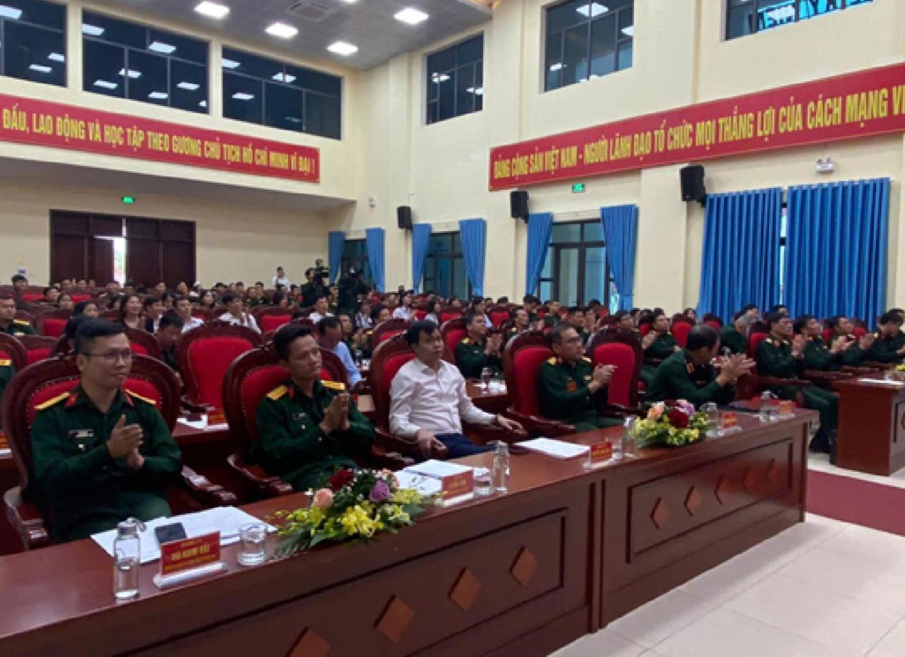 Sôi nổi công tác phổ biến, giáo dục pháp luật tại Lữ đoàn tác chiến điện tử 84