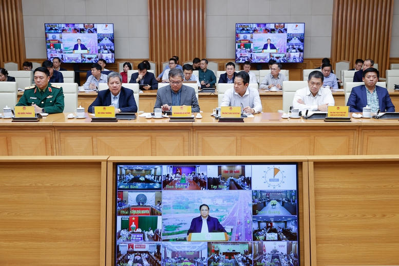 Thủ tướng chủ trì phiên họp 15 Ban Chỉ đạo các dự án GTVT trọng điểm