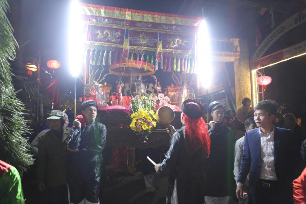 Tục 'xông Đền, xông Điện, xông Nhà thờ họ, xông Nhà' làng Gạo là Di sản văn hóa phi vật thể quốc gia