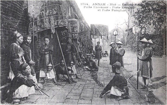 Nhà Nguyễn bảo vệ Kinh thành Huế