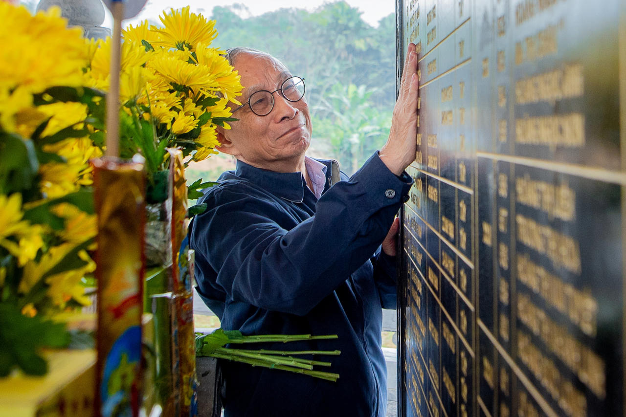 Lời hẹn ước xúc động của “ông nội” ở Làng Nủ