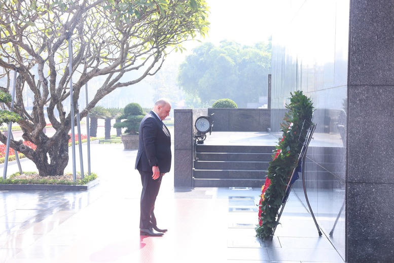 Thủ tướng Phạm Minh Chính chủ trì lễ đón Thủ tướng Liên bang Nga thăm chính thức Việt Nam