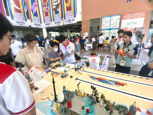 Các tỉnh thích ứng với quy định mới về học thêm, dạy thêm