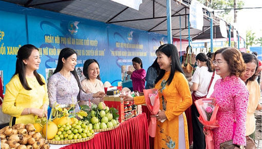 Khi nhà khoa học nữ đi đầu trong cuộc cách mạng xanh