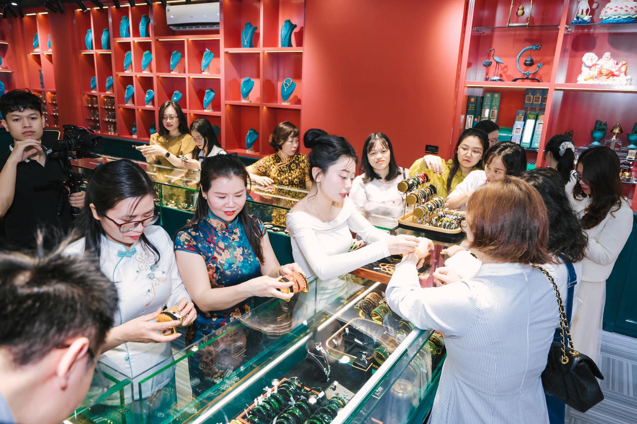  Tuần lễ khai trương Ngọc Trầm, trải nghiệm tinh hoa phong thủy, nhận “mưa” ưu đãi