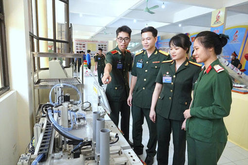 Khoa học và công nghệ nâng cao tiềm lực quốc phòng