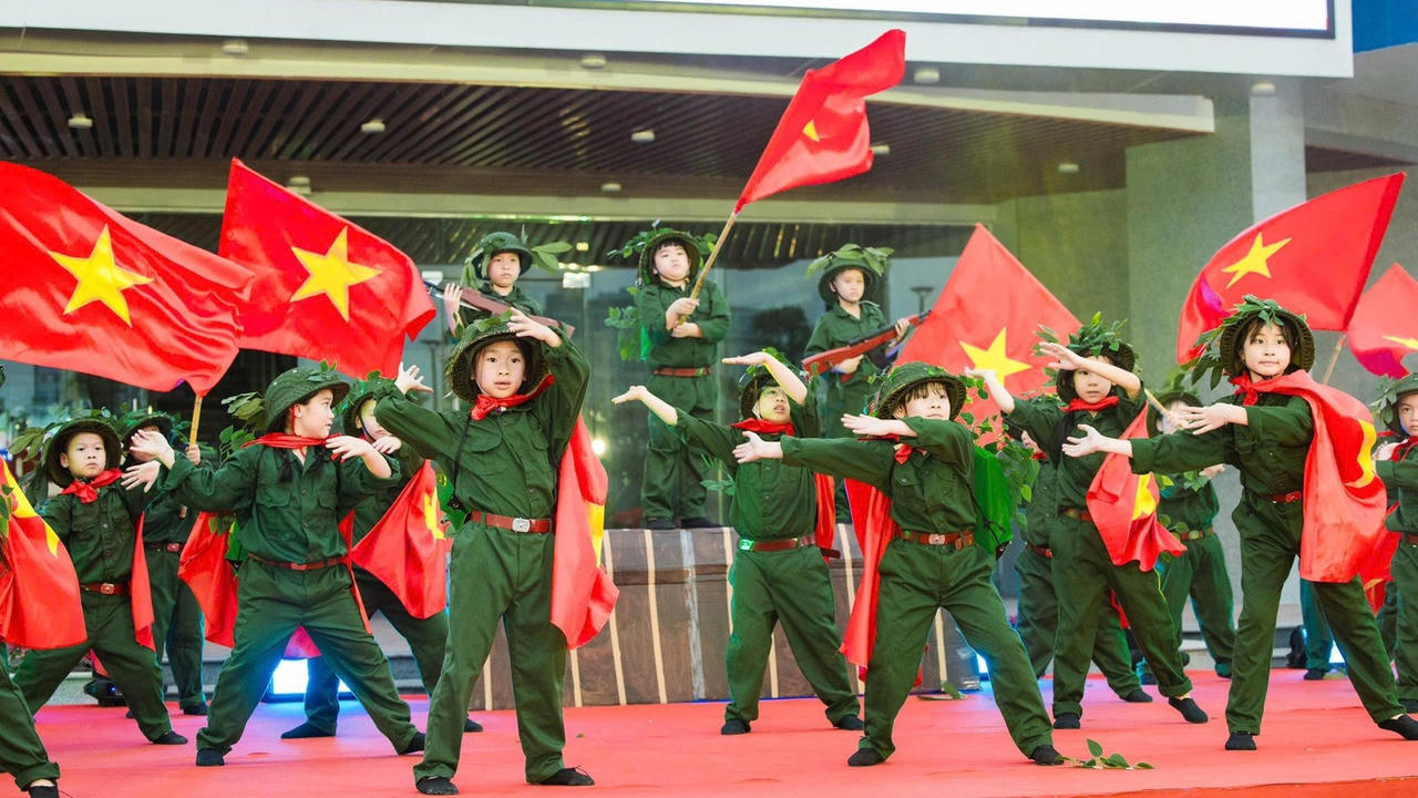 Tiết mục mãn nhãn của 42 học sinh lớp 2 gây bão mạng