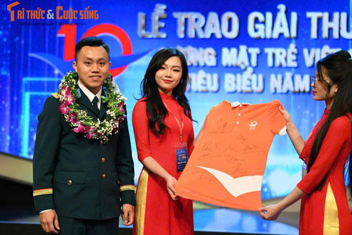 Thanh xuân và hành trang của lòng yêu nước