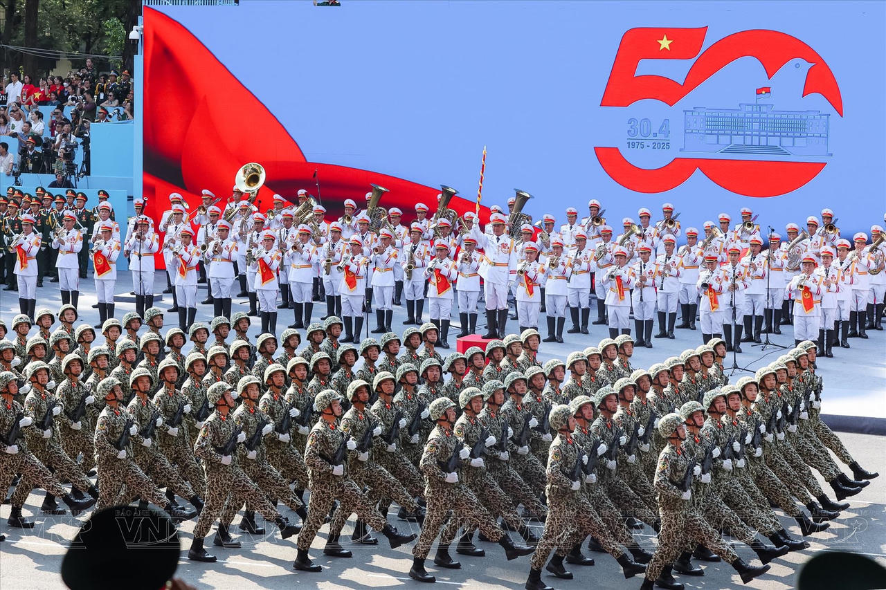 Chiến thắng của một dân tộc 'biết ấp ủ khát vọng lớn'