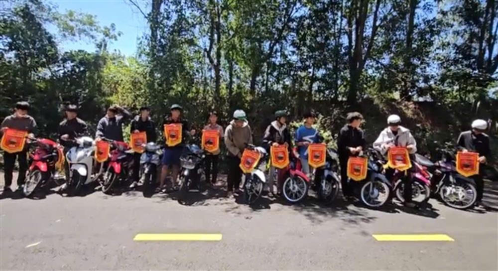 Ngăn chặn kịp thời 20 thanh thiếu niên tụ tập đua xe trái phép ở Đắk Nông