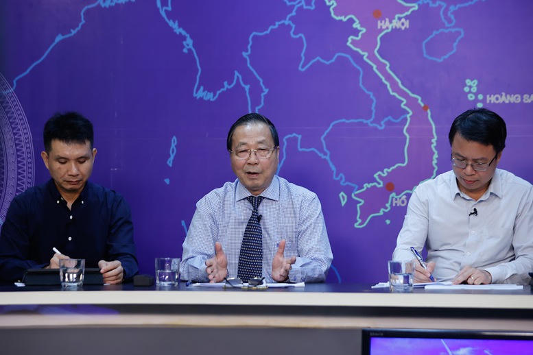 Ngành điện tăng tốc chuẩn bị cho tăng trưởng 8%, chuyên gia đề xuất sửa cơ chế giá điện