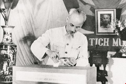 Tư tưởng Hồ Chí Minh trong xây dựng Nhà nước pháp quyền: Giá trị trường tồn trong kỷ nguyên mới