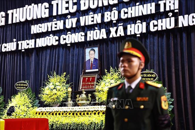 Lễ Quốc tang nguyên Chủ tịch nước Trần Đức Lương