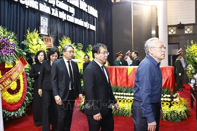 Cử hành trọng thể Lễ Quốc tang nguyên Chủ tịch nước Trần Đức Lương