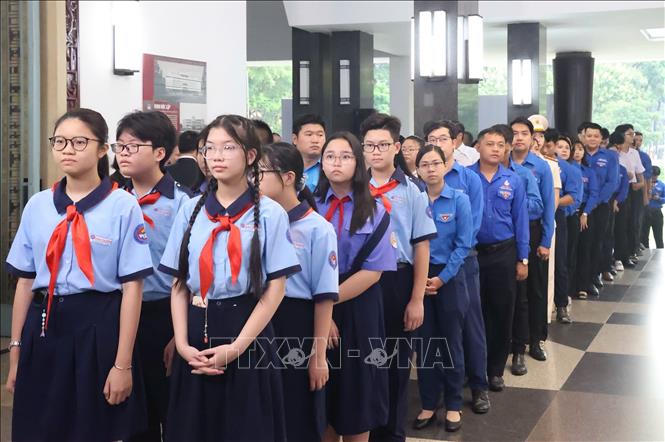 Cử hành trọng thể Lễ Quốc tang nguyên Chủ tịch nước Trần Đức Lương