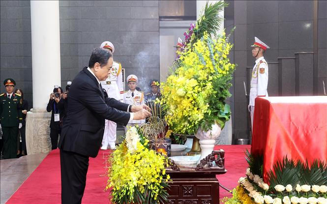 Cử hành trọng thể Lễ Quốc tang nguyên Chủ tịch nước Trần Đức Lương
