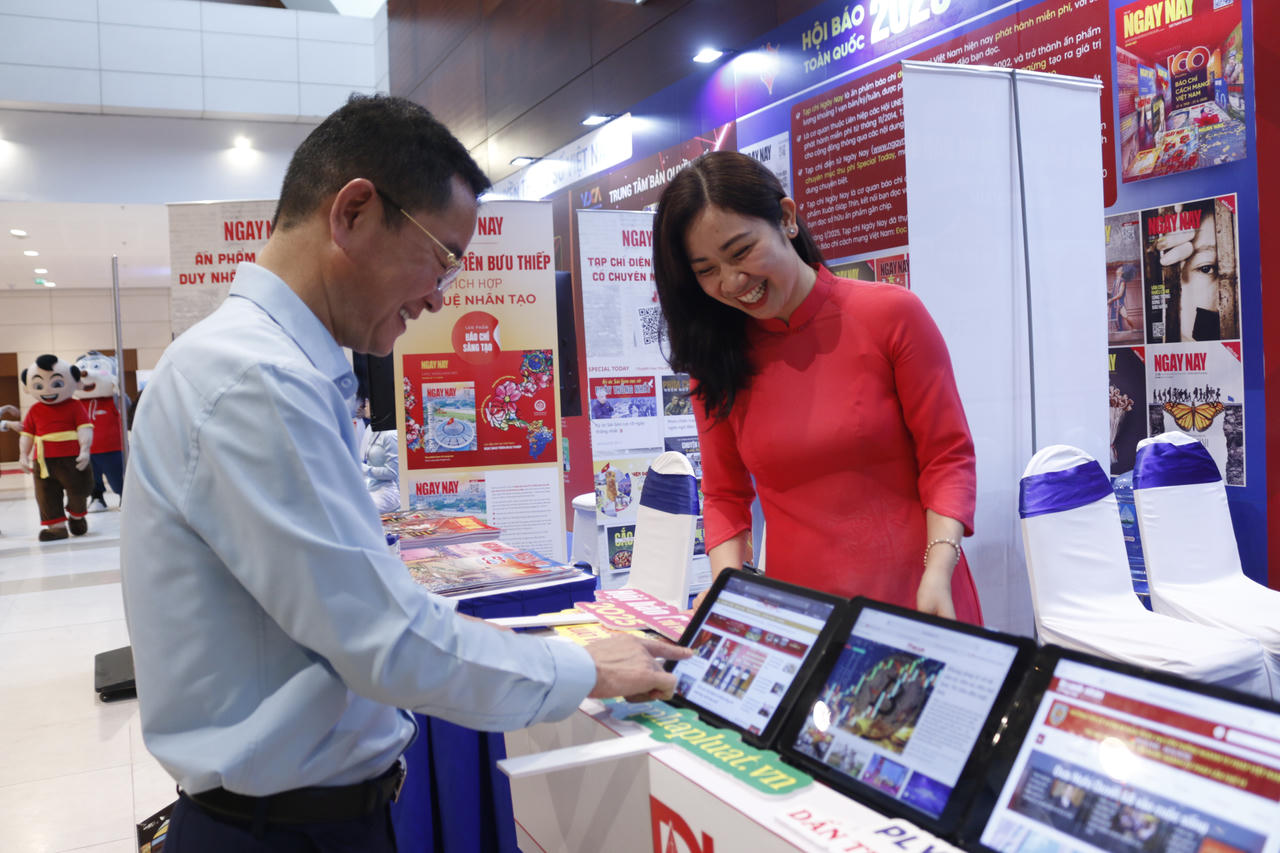 Tưng bừng khai mạc Hội báo toàn quốc năm 2025