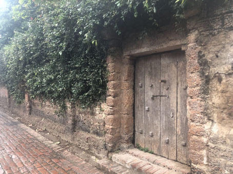 Ngôi nhà thân thương của người Việt xưa