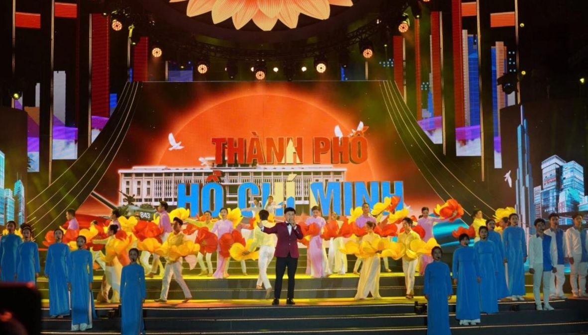 Hân hoan chào mừng thành lập đơn vị hành chính mới