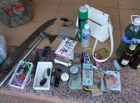 Hà Tĩnh: Bắt giữ 3 đối tượng tàng trữ trái phép ma túy, vũ khí nóng