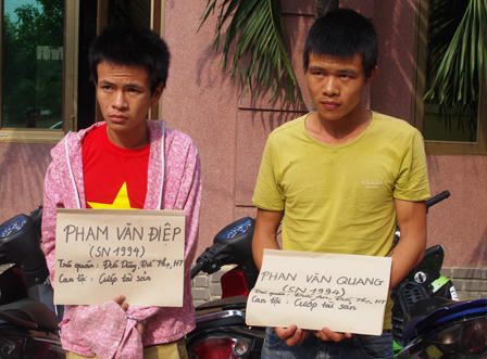 Bắt nhóm 9x chuyên cướp đêm