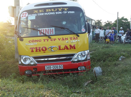 Khởi tố thanh niên "cướp lái" xe bus, gây náo loạn quốc lộ