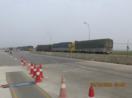 Hà Tĩnh: Bắt giữ 10 xe quá tải lọt qua trạm cân nhiều tỉnh