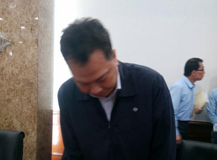 Sa thải giám đốc phát ngôn gây bức xúc dư luận