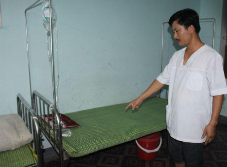 Hà Tĩnh: Thầy giáo xông vào trạm y tế quậy phá, đánh bác sỹ trọng thương