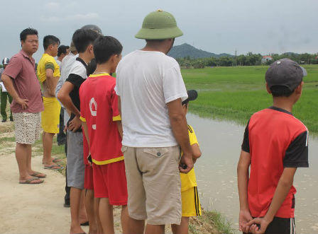 Hà Tĩnh: Khai giảng về, hai học sinh chết đuối thương tâm