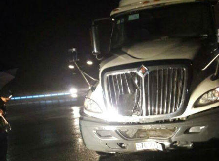 Hà Tĩnh: 2 vụ va chạm với xe tải, 1 người tử vong