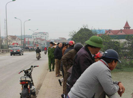 Hà Tĩnh: Trên đường đến trường, nam sinh bất ngờ nhảy cầu tự vẫn