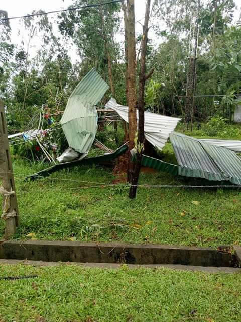 Hà Tĩnh: Lốc xoáy khiến 2 người bị thương, 65 ngôi nhà tốc mái