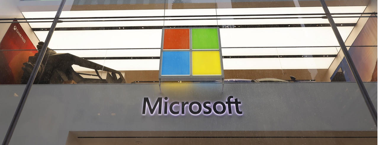 Có nên mua cổ phiếu Microsoft trước cuộc bầu cử Tổng thống Mỹ?