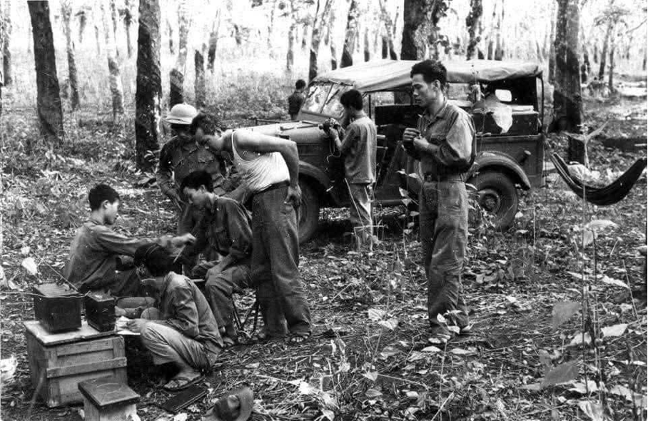 Những người tôi biết: Bài 2- Người "Vẽ bằng ánh sáng" biểu tượng Đại thắng mùa xuân 1975