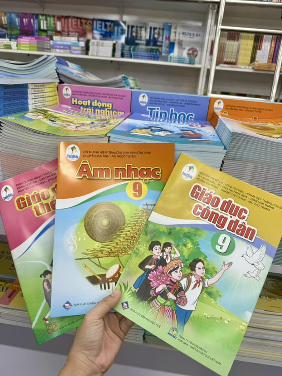 Nhờ xã hội hóa, phụ huynh không phải “tranh giành” sách giáo khoa mỗi mùa tựu trường