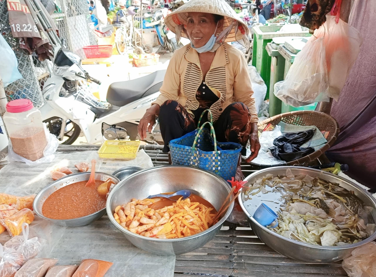 Chợ phiên mang đậm nét văn hóa của đồng bào Khmer Trà Vinh