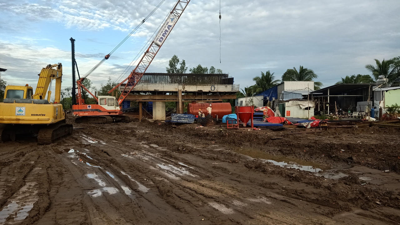 Phó Thủ tướng Trần Hồng Hà kiểm tra thực địa thi công cao tốc Cần Thơ - Hậu Giang - Cà Mau